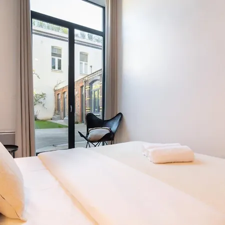 Centre - Beautiful With Garden ! Apartment Lille